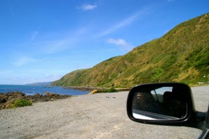 Fahrt aus Wellington der Küste entlang (noch bei gutem Wetter)
